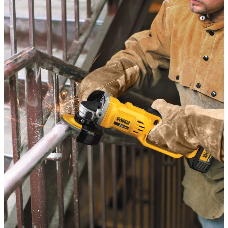 Outil Dewalt DCG412