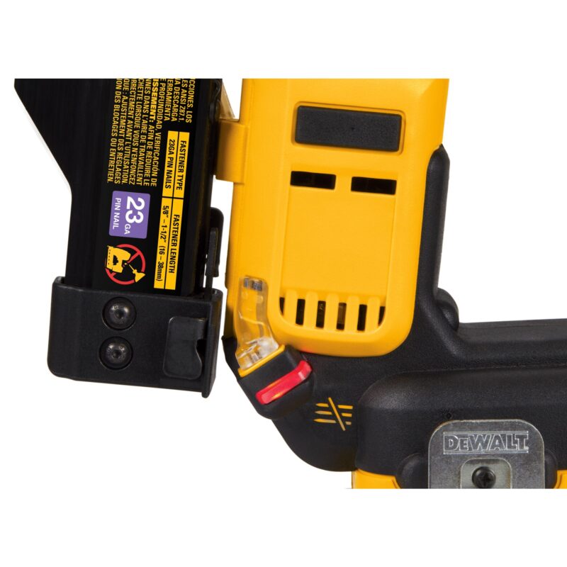 Outil Dewalt DCN623B