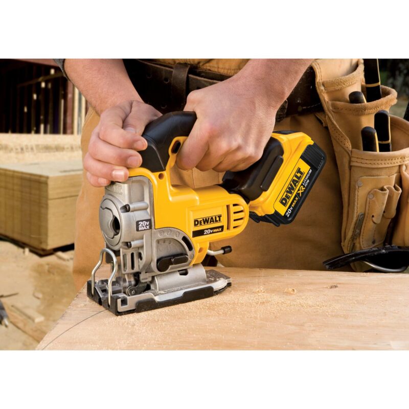 Outil Dewalt DCS331B