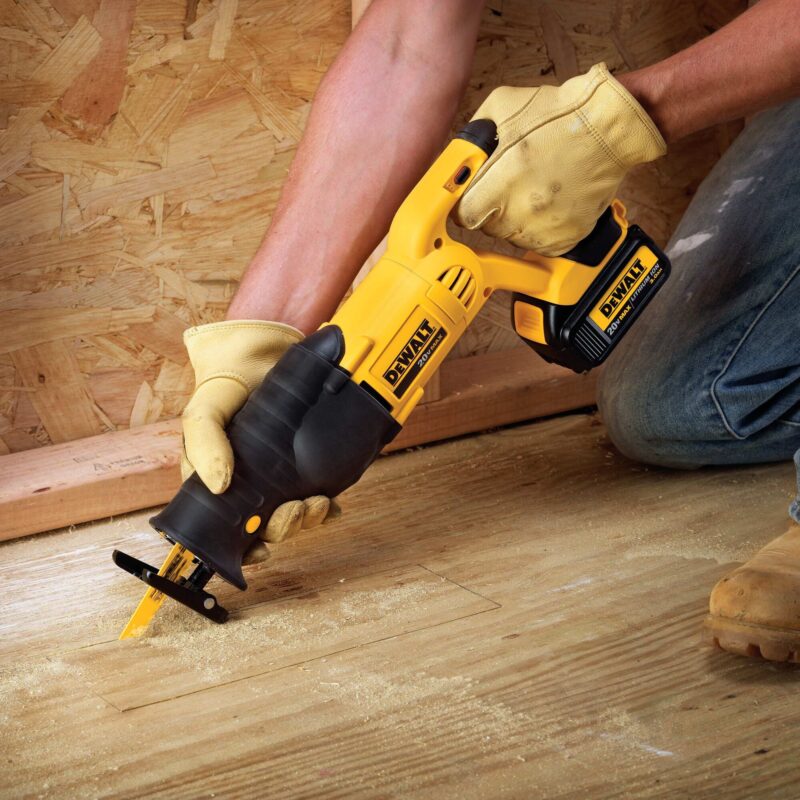 Outil Dewalt DCS380