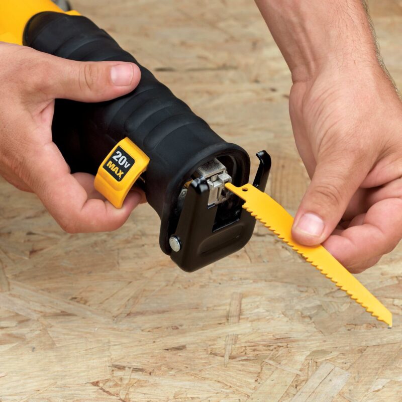 Outil Dewalt DCS380