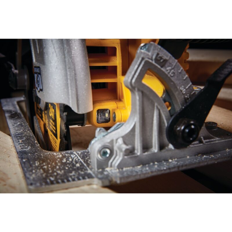 Outil Dewalt DCS573B