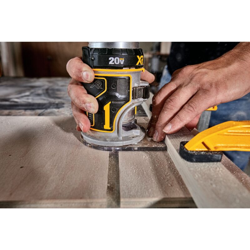 Outil Dewalt DCW600B